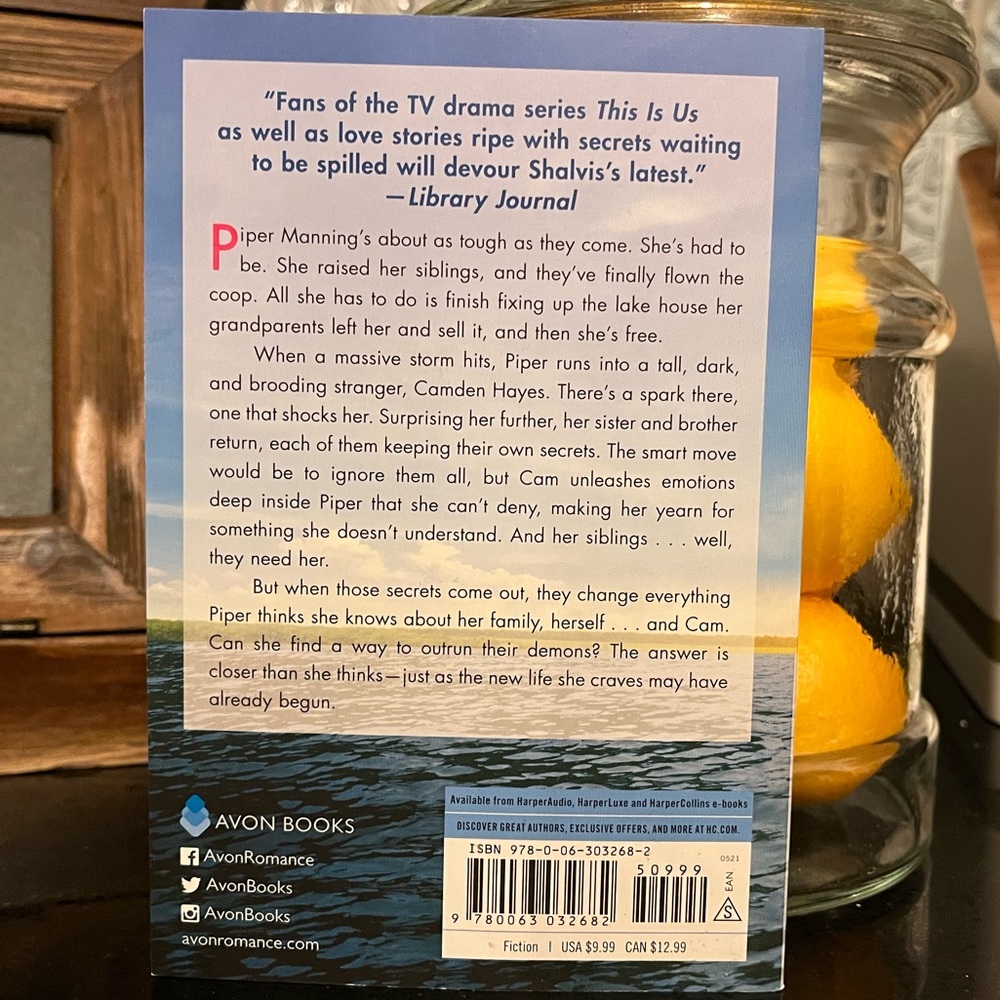 Book bundle - Picture 2 of 4